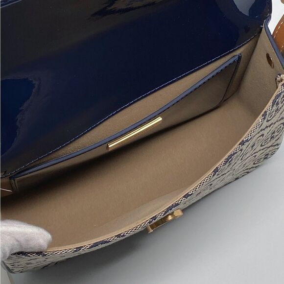 Tory Burch Robinson T Monogram Convertible Shoulder Bag - Picture 11 of 14